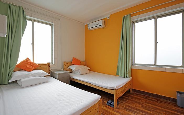 Zhuangse Chengdu Youth Hostel Екстериор снимка